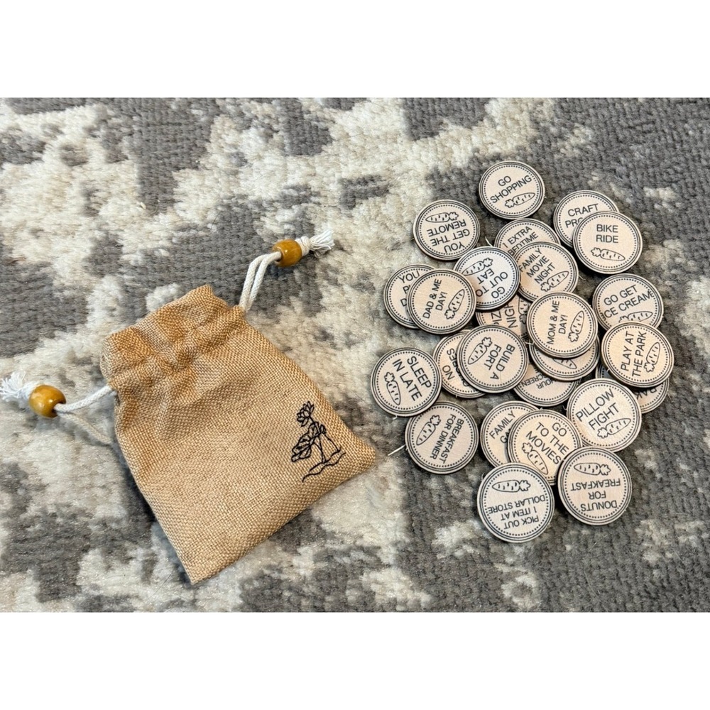 Unbranded Wooden Tokens Fr Rewards or Prizes (NWT))